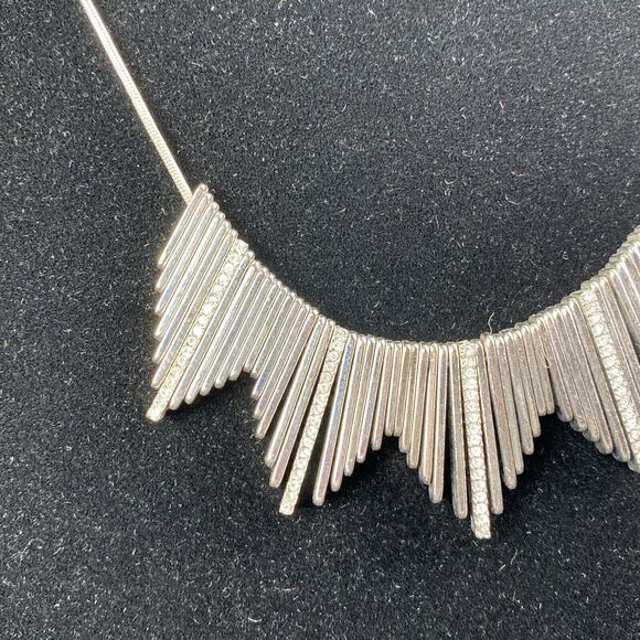 Vintage Silver Tone Rhinestone Brutalist Art Deco Bib Necklace Metal Fringe - Picture 5 of 7